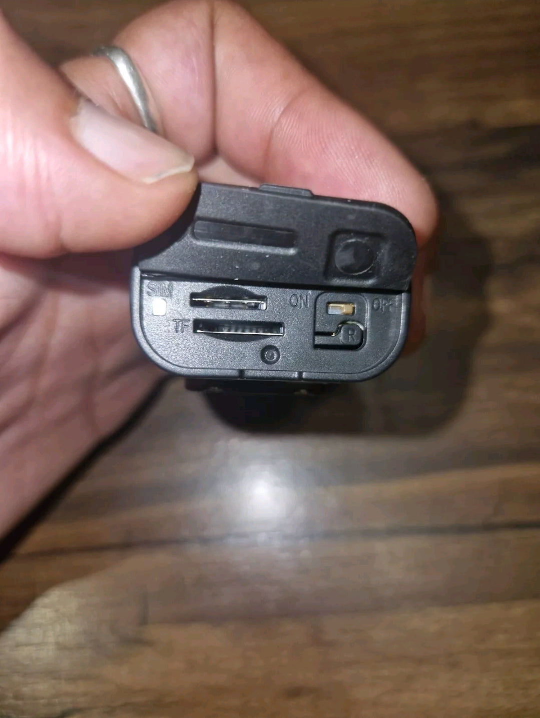 Mini caméra 4G étanche détection humaine vision nocturne 3/5J🔋 APP connecté VTCWORLD